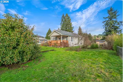 1914 N Pacific Ave, Kelso, WA 98626 - Photo 3