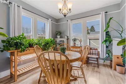 1914 N Pacific Ave, Kelso, WA 98626 - Photo 11