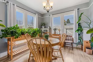 1914 N Pacific Ave, Kelso, WA 98626 - Photo 11