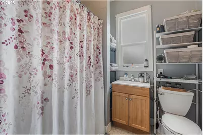 1914 N Pacific Ave, Kelso, WA 98626 - Photo 15