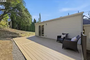 971 Prescott Ln, Springfield, OR 97477 - Photo 31