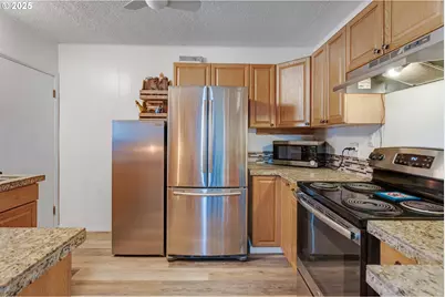 627 15th Ave, Longview, WA 98632 - Photo 11