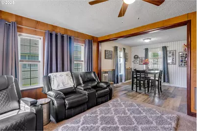 627 15th Ave, Longview, WA 98632 - Photo 7