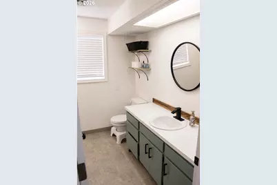 19452 Stillmeadow Dr, Oregon City, OR 97045 - Photo 15