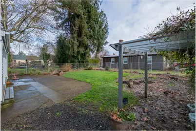 491 Cleveland St, Lebanon, OR 97355 - Photo 23