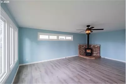 491 Cleveland St, Lebanon, OR 97355 - Photo 3