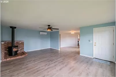 491 Cleveland St, Lebanon, OR 97355 - Photo 5