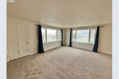 1705 Nevada St, The Dalles, OR 97058 - Photo 17