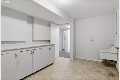 10834 SE Long St, Portland, OR 97266 - Photo 27