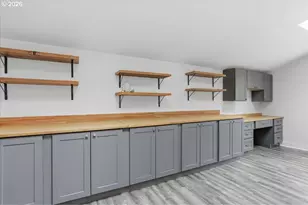 10834 SE Long St, Portland, OR 97266 - Photo 15