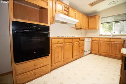 240 Munsel Creek Loop, Florence, OR 97439 - Photo 21