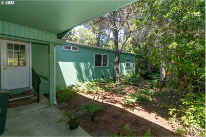 240 Munsel Creek Loop, Florence, OR 97439 - Photo 7