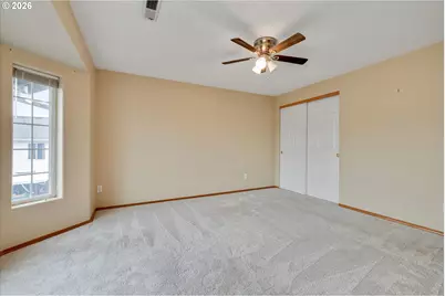 682 SE 70th Ct, Hillsboro, OR 97123 - Photo 35