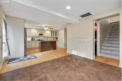 682 SE 70th Ct, Hillsboro, OR 97123 - Photo 23