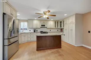 682 SE 70th Ct, Hillsboro, OR 97123 - Photo 31