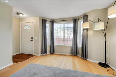 682 SE 70th Ct, Hillsboro, OR 97123 - Photo 15