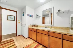 320 Timothy St, Junction City, OR 97448 - Photo 21