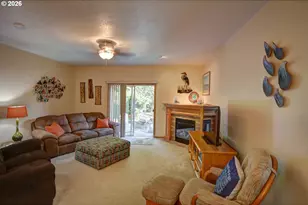 90571 Lake View Rd, Warrenton, OR 97146 - Photo 9