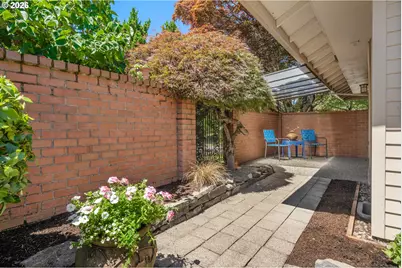 15955 SW Greens Way, Portland, OR 97224 - Photo 5
