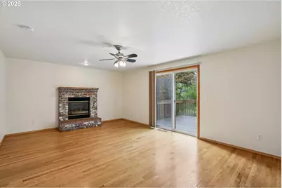 6886 SE Reedville Creek Dr, Hillsboro, OR 97123 - Photo 9