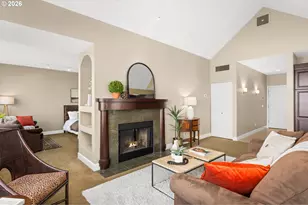 225 S Montgomery St, Portland, OR 97201 - Photo 11