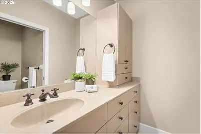 225 S Montgomery St #ES-10, Portland, OR 97201 - Photo 25