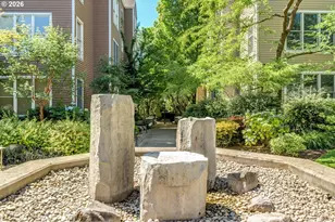 225 S Montgomery St, Portland, OR 97201 - Photo 37