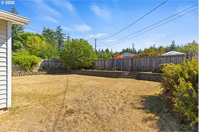 1546 N Dean St, Coquille, OR 97423 - Photo 27