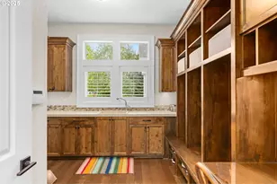 14005 155th Terrace, Portland, OR 97224 - Photo 9