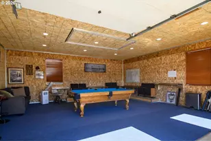 2097 NW Helmholtz Way, Redmond, OR 97756 - Photo 33