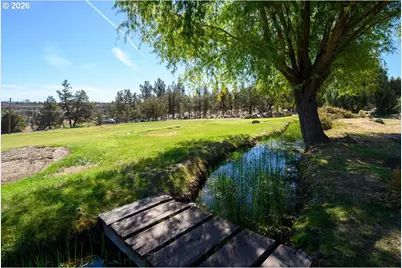2097 NW Helmholtz Way, Redmond, OR 97756 - Photo 37