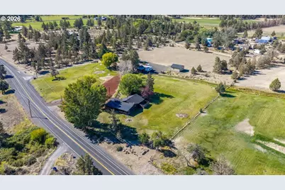 2097 NW Helmholtz Way, Redmond, OR 97756 - Photo 39