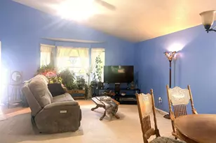 1642 SE Cortland Ave, Dallas, OR 97338 - Photo 9