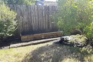 1642 SE Cortland Ave, Dallas, OR 97338 - Photo 5