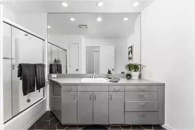 2725 SW Sherwood Dr, Portland, OR 97201 - Photo 37