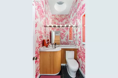 2725 SW Sherwood Dr, Portland, OR 97201 - Photo 19