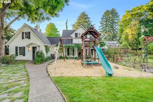 629 SE St Andrews Dr, Portland, OR 97202 - Photo 41