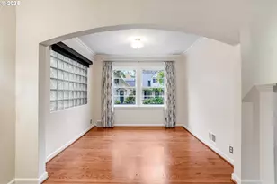 629 SE St Andrews Dr, Portland, OR 97202 - Photo 9