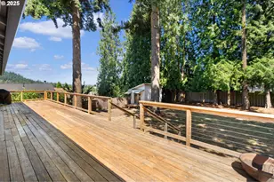 12245 SE Quietwoods St, Happy Valley, OR 97086 - Photo 43