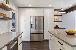 12245 SE Quietwoods St, Happy Valley, OR 97086 - Photo 15