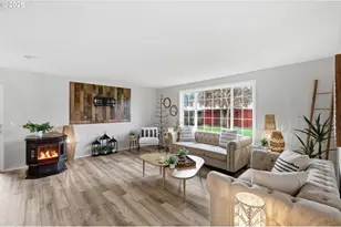 1745 E Grover Ave, Cottage Grove, OR 97424 - Photo 5