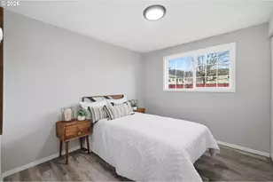 1745 E Grover Ave, Cottage Grove, OR 97424 - Photo 17