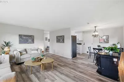 1745 E Grover Ave, Cottage Grove, OR 97424 - Photo 7