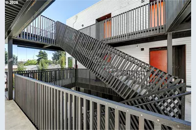 9757 SE Holgate Blvd, Portland, OR 97266 - Photo 3