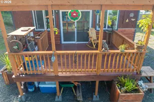 442 Elm Ave, Reedsport, OR 97467 - Photo 13