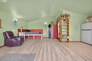 442 Elm Ave, Reedsport, OR 97467 - Photo 17