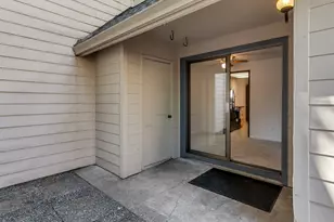 361 NE Village Squire Ave, Gresham, OR 97030 - Photo 15