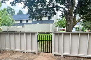 361 NE Village Squire Ave, Gresham, OR 97030 - Photo 17