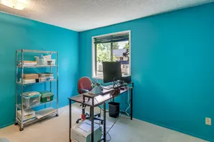 361 NE Village Squire Ave, Gresham, OR 97030 - Photo 35