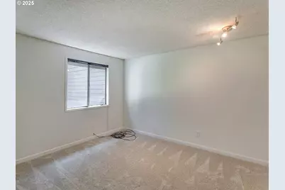 361 NE Village Squire Ave #4, Gresham, OR 97030 - Photo 31